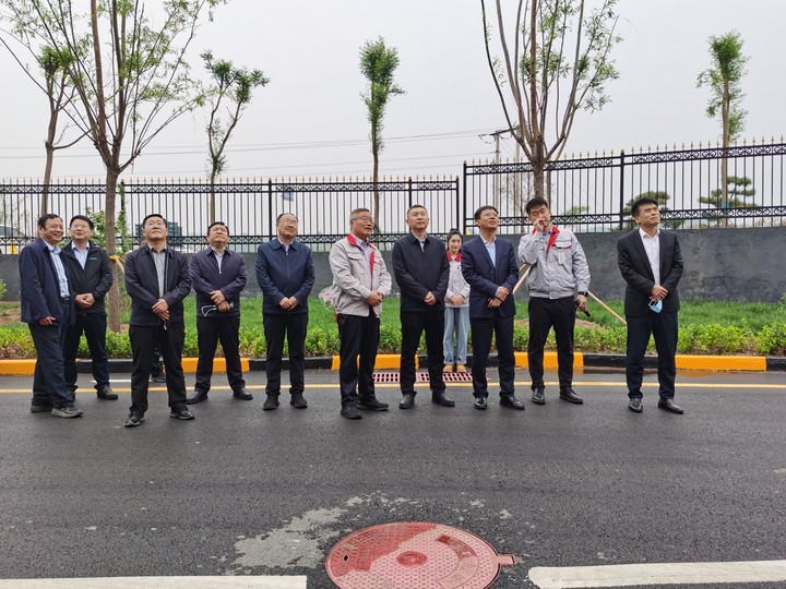 臨汾市委副書記、市長(zhǎng)王延峰蒞臨華翔集團(tuán)調(diào)研